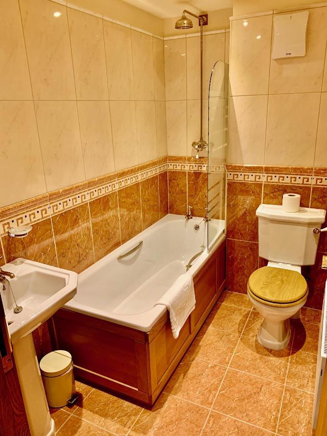 La Ville Hotel Braye Екстер'єр фото